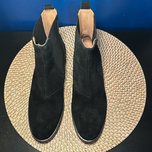 Jack Rogers Shoes - New Women’s Jack Rogers Black Suede Margot Pull On Bootie Size 9